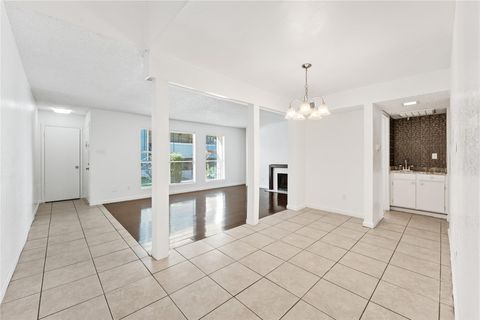 Photo of 781 Country Place Drive #2034, Houston, TX 77079 (MLS # 47756388)