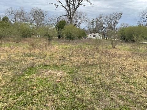 Vacant Land For Sale - 301 Alonzo Street<br/> De Witt County, Cuero, TX 77954