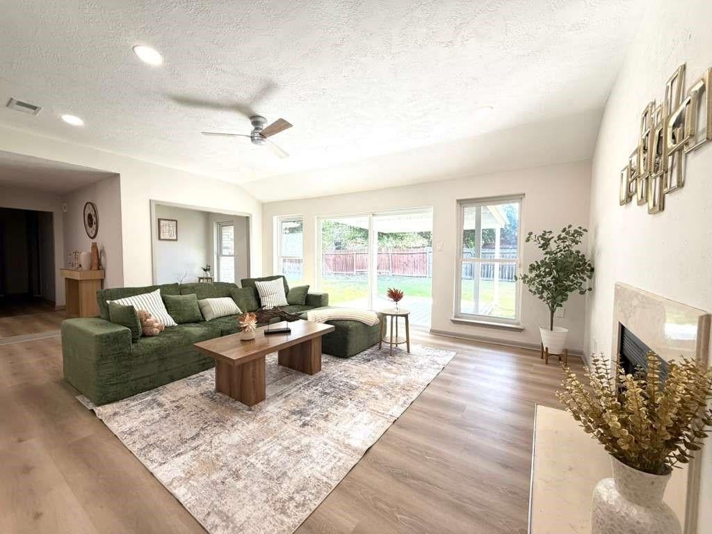 3826 Manordale Drive