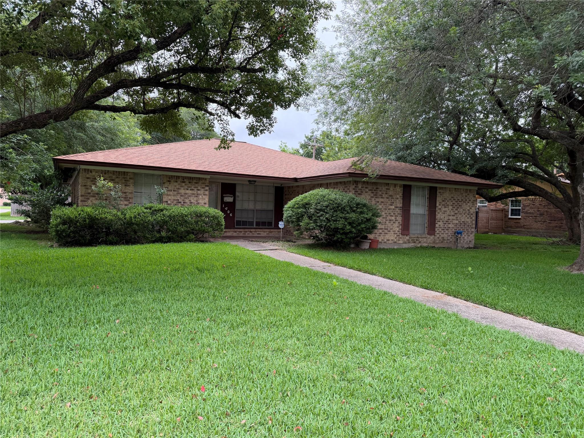 1406 N Dakota Street