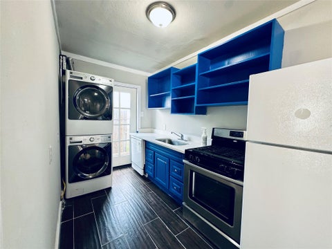 Photo of 1 Sidney Street #1, Houston, TX 77003 (MLS # 43562292)