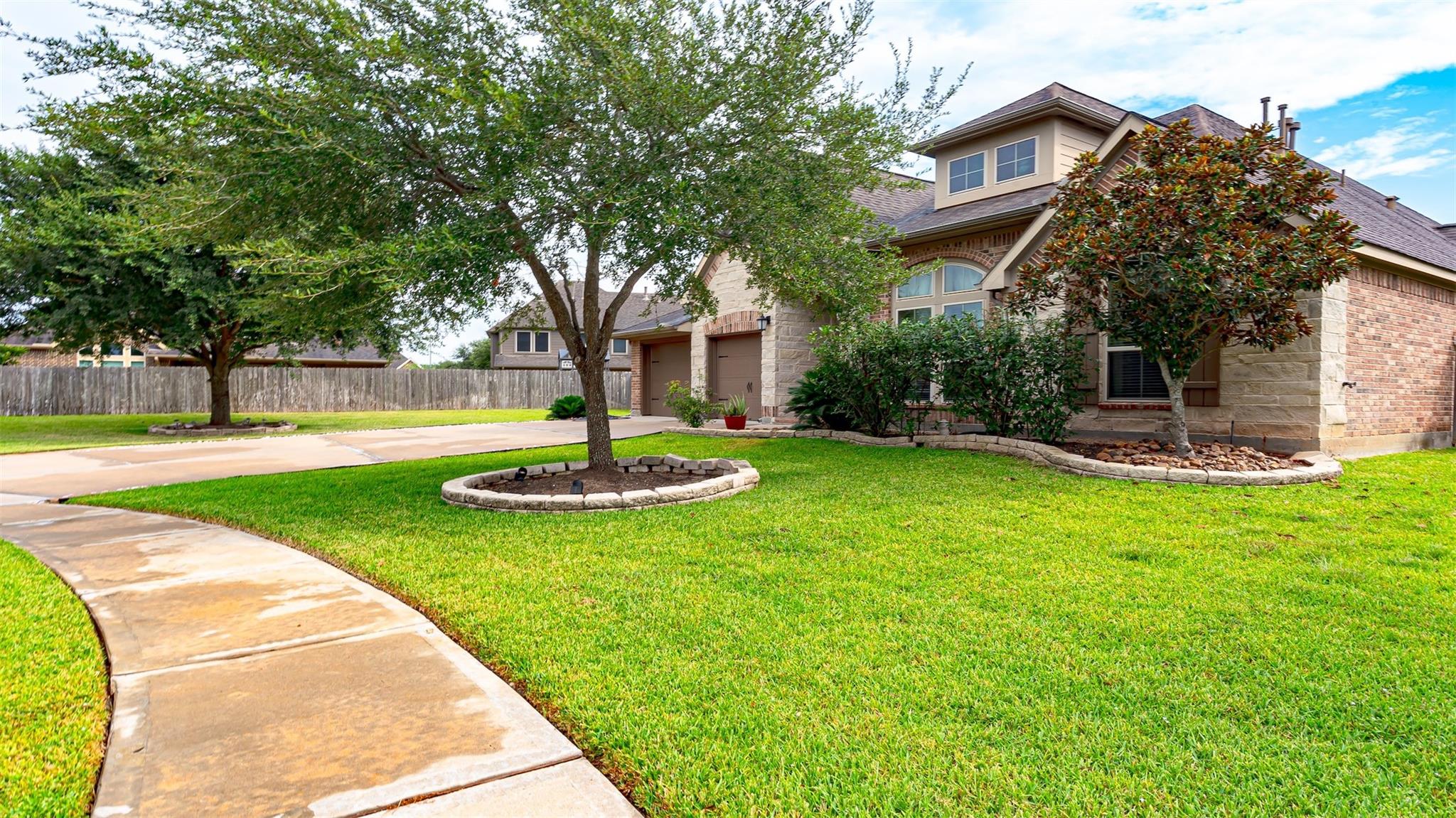 1601 Enchanted Brook Court