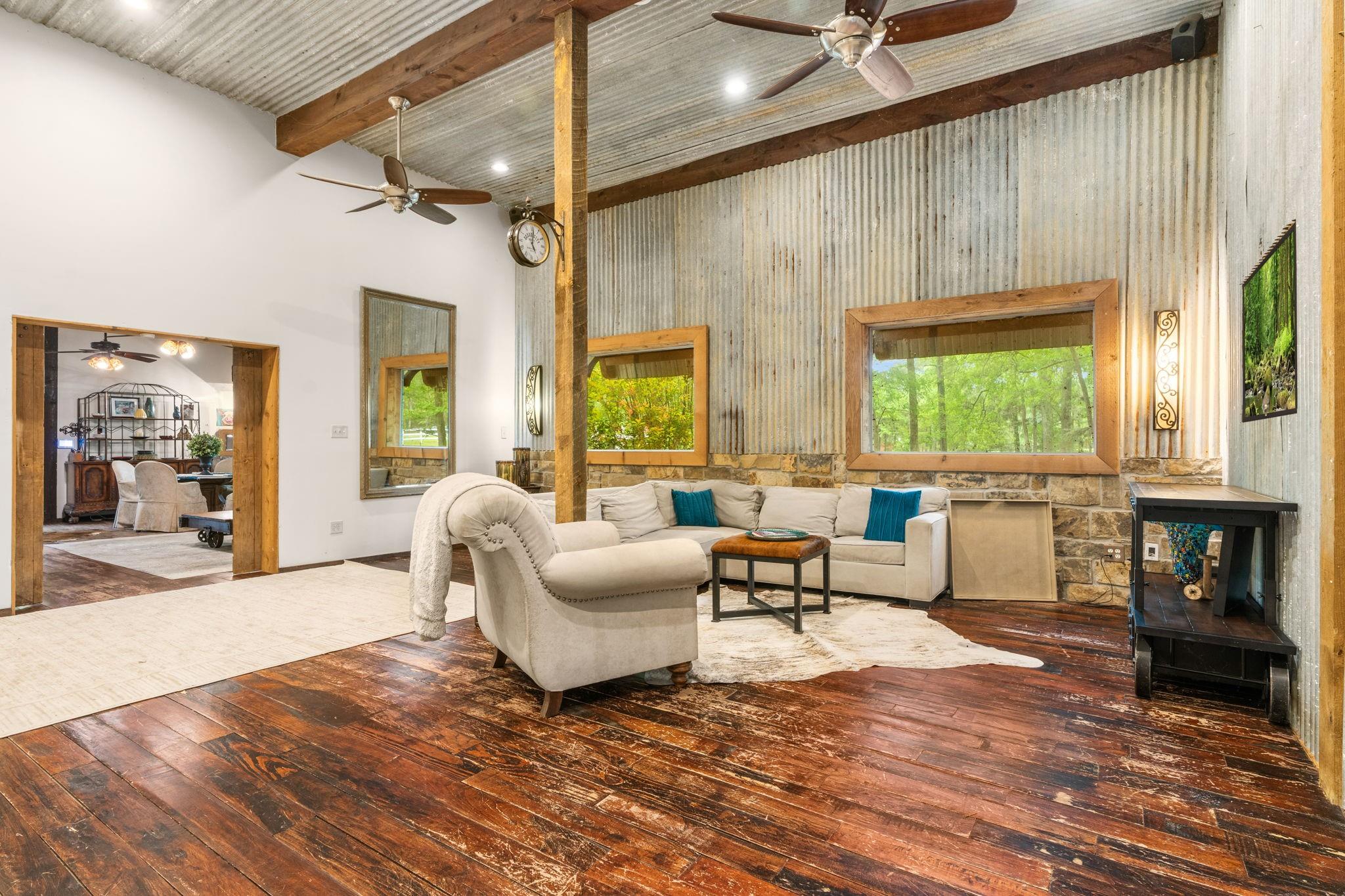 15058 Lake Paula Drive