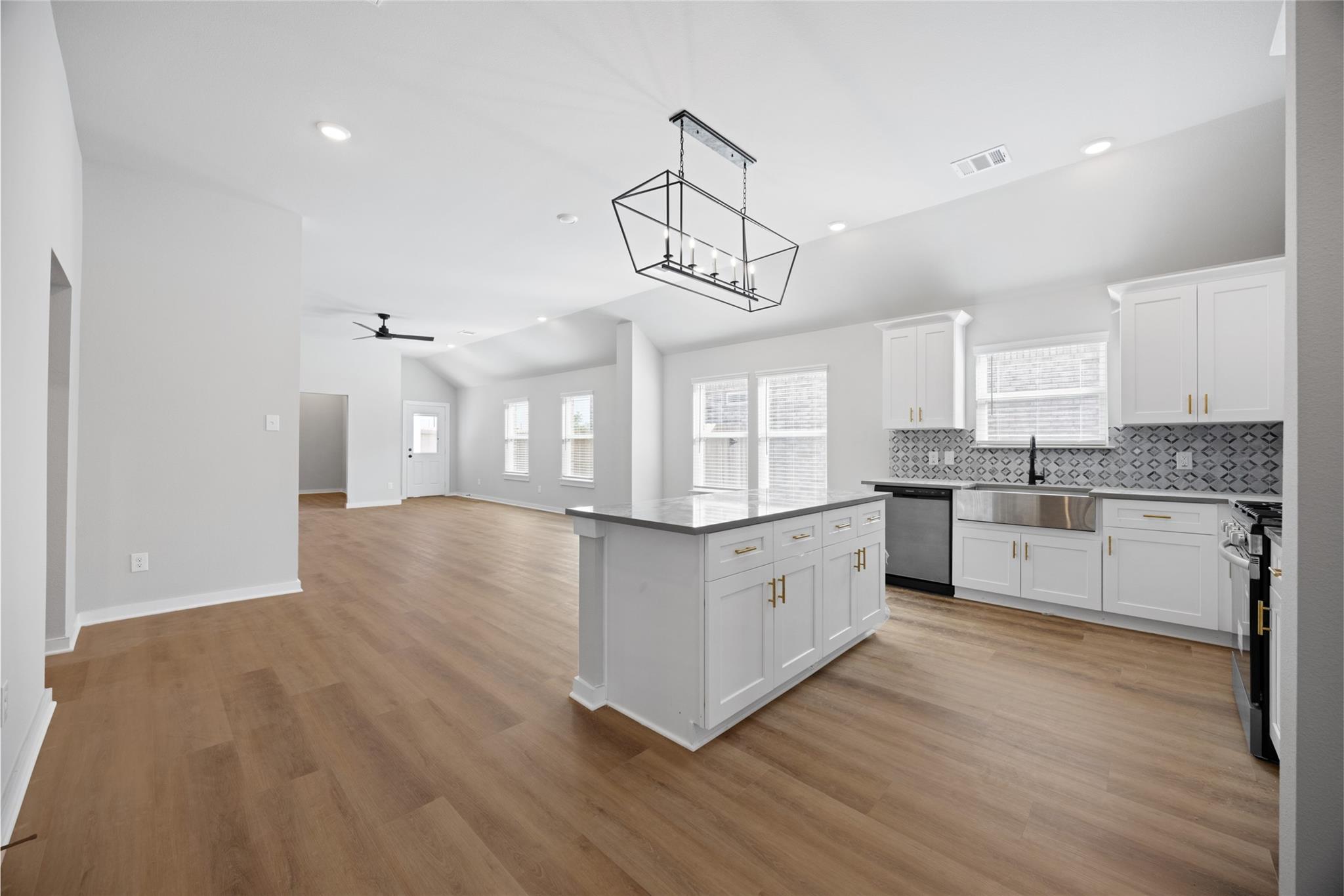 5323 Latigo Court