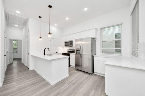 Photo of 5103 Mallow Street #B, Houston, TX 77033 (MLS # 79773231)