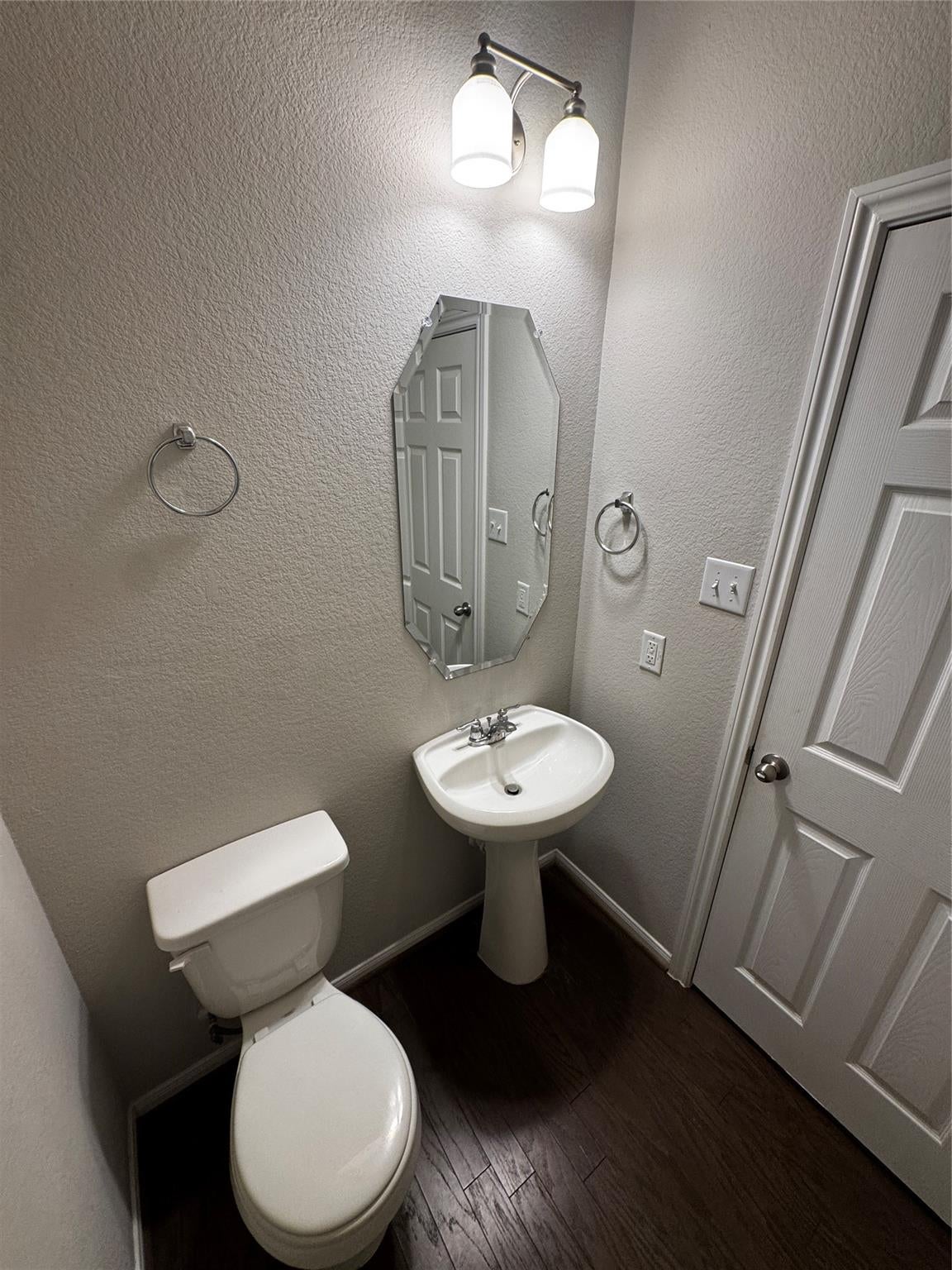 10310 Mount Winchell