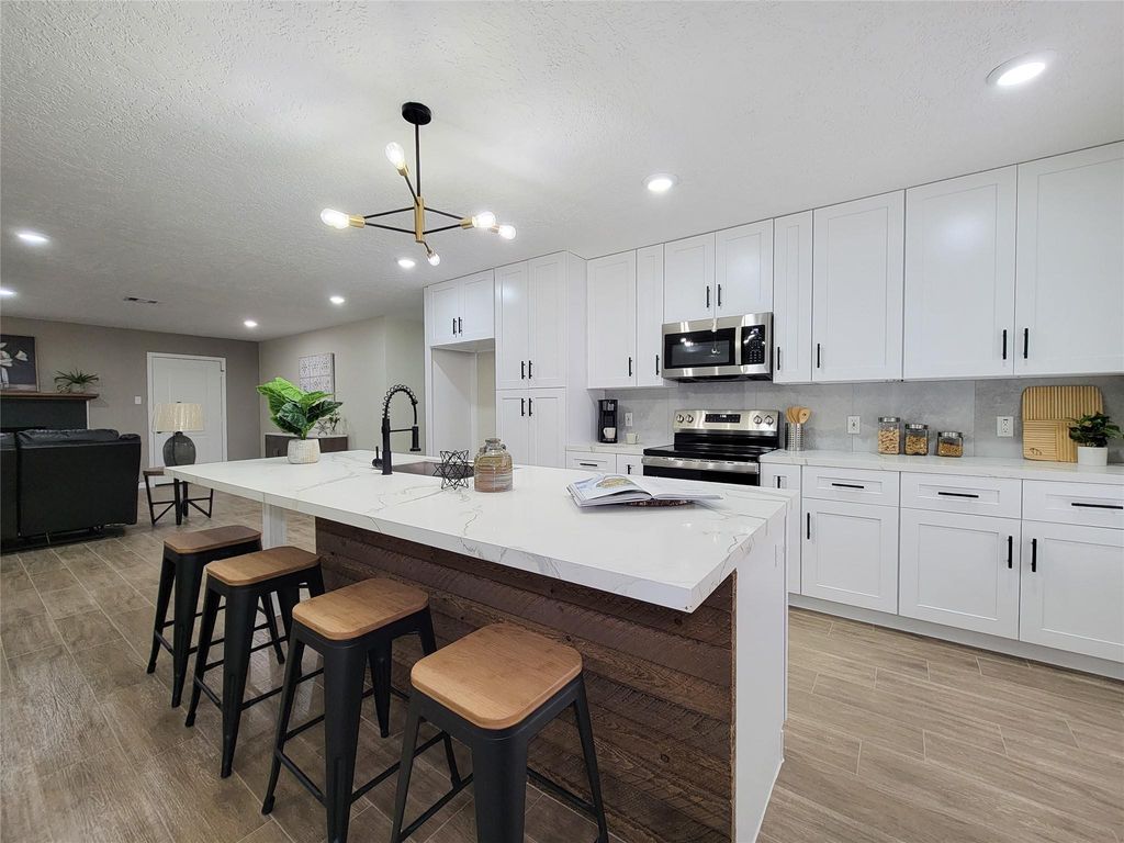 Photo of 19419 Long Lake Drive, Houston, TX 77084 (MLS # 77510742)