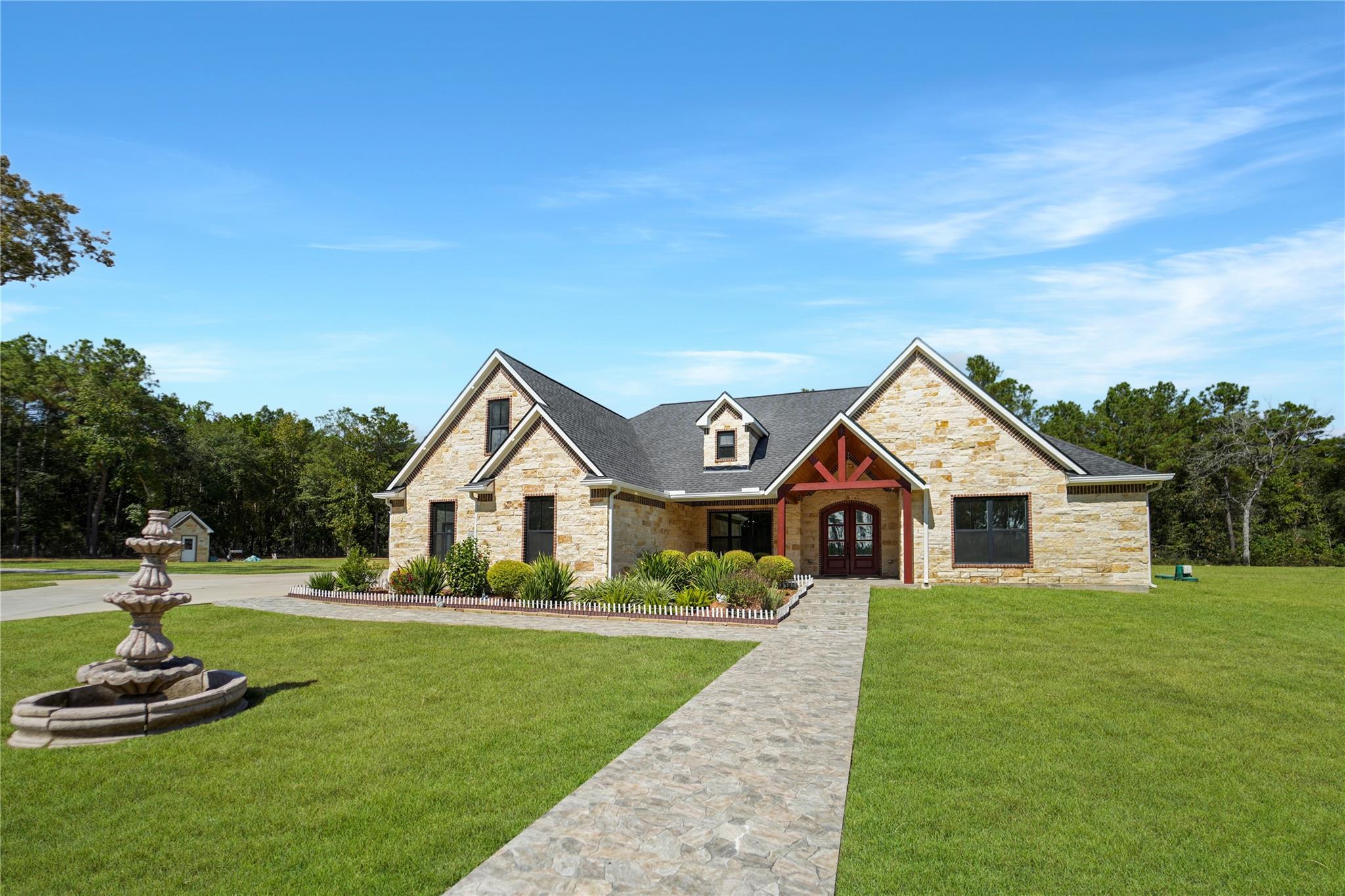 11173 County Road 302