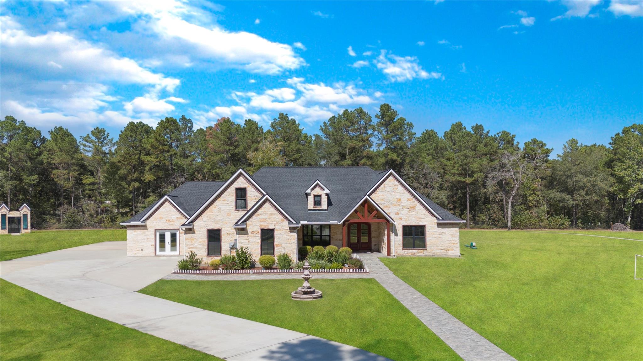 11173 County Road 302