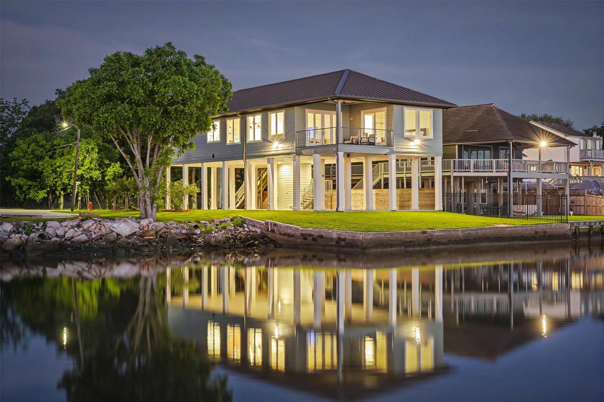2002 Cove Park Drive