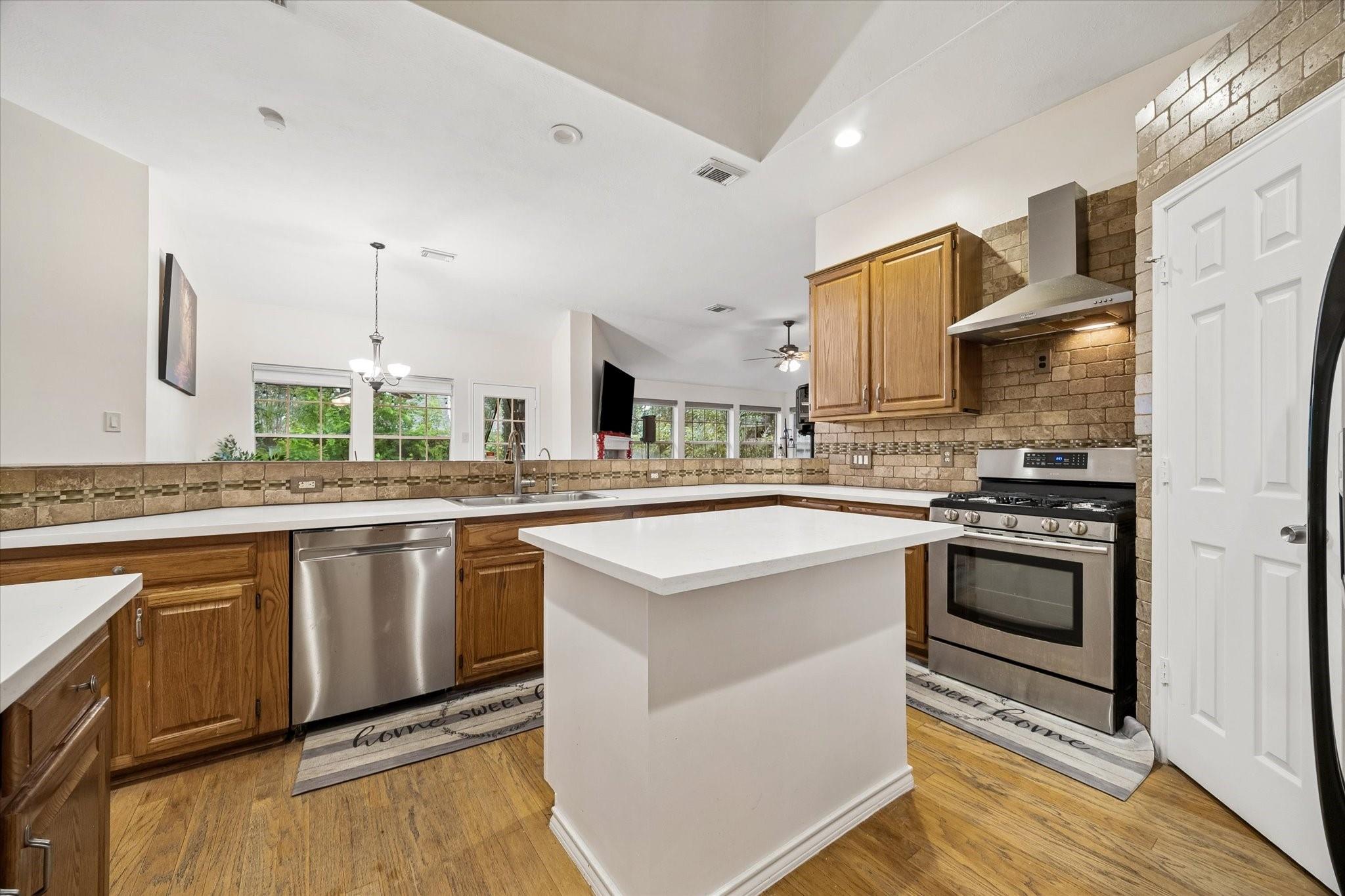 6607 Springcrest Drive