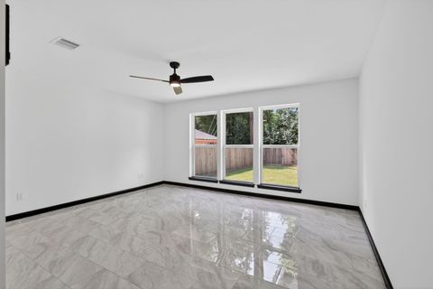 Tiny photo for 5218 Timber Shade Drive, Houston, TX 77345 (MLS # 19279074)