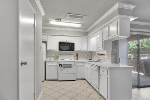 Multifamily For Rent - 8710 Ilona Lane #3<br/> Houston, TX 77025