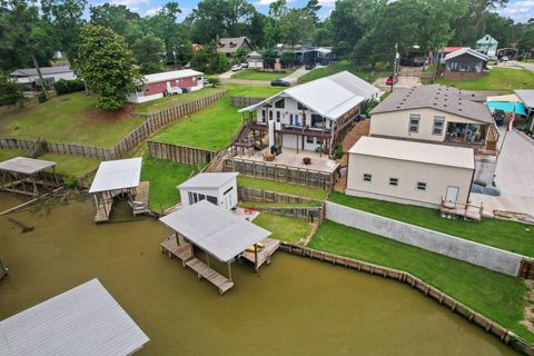 Photo of 371 E Woodland Shores Drive, Point Blank, TX 77364 (MLS # 61883625)