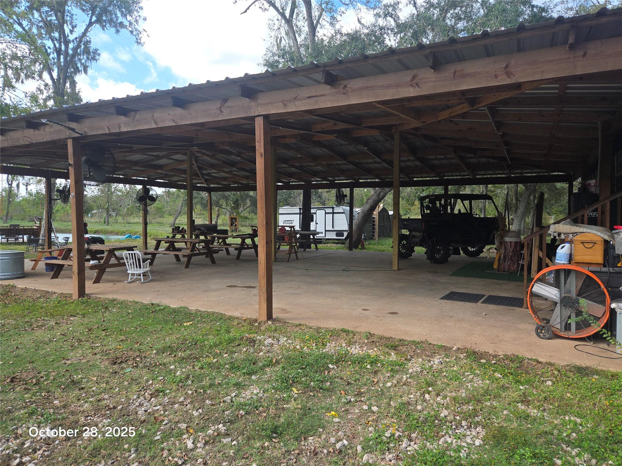 4915 W Fm 1462
