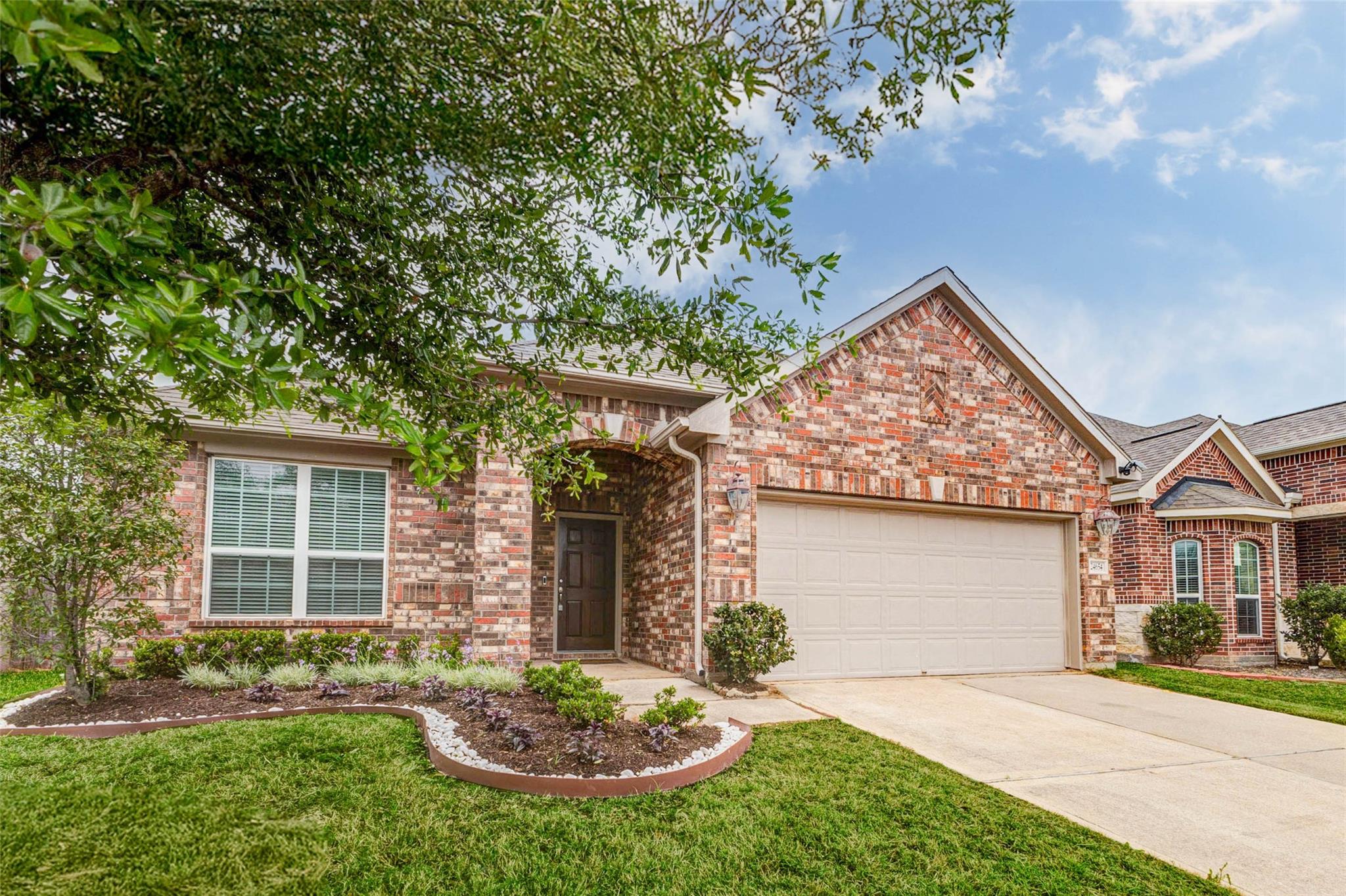 24654 Lakecrest Pine Trail