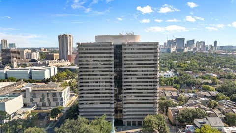 Photo of 5000 Montrose Boulevard #16B, Houston, TX 77006 (MLS # 71793008)