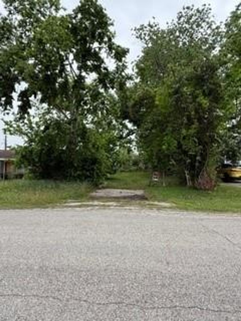 Photo of 606 Nebraska Street, South Houston, TX 77587 (MLS # 26695394)