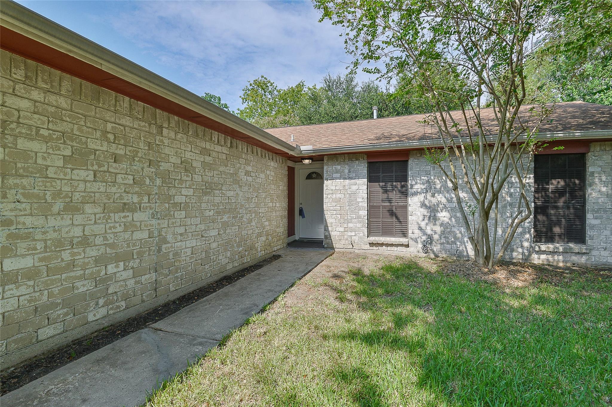 19823 Burle Oak Drive