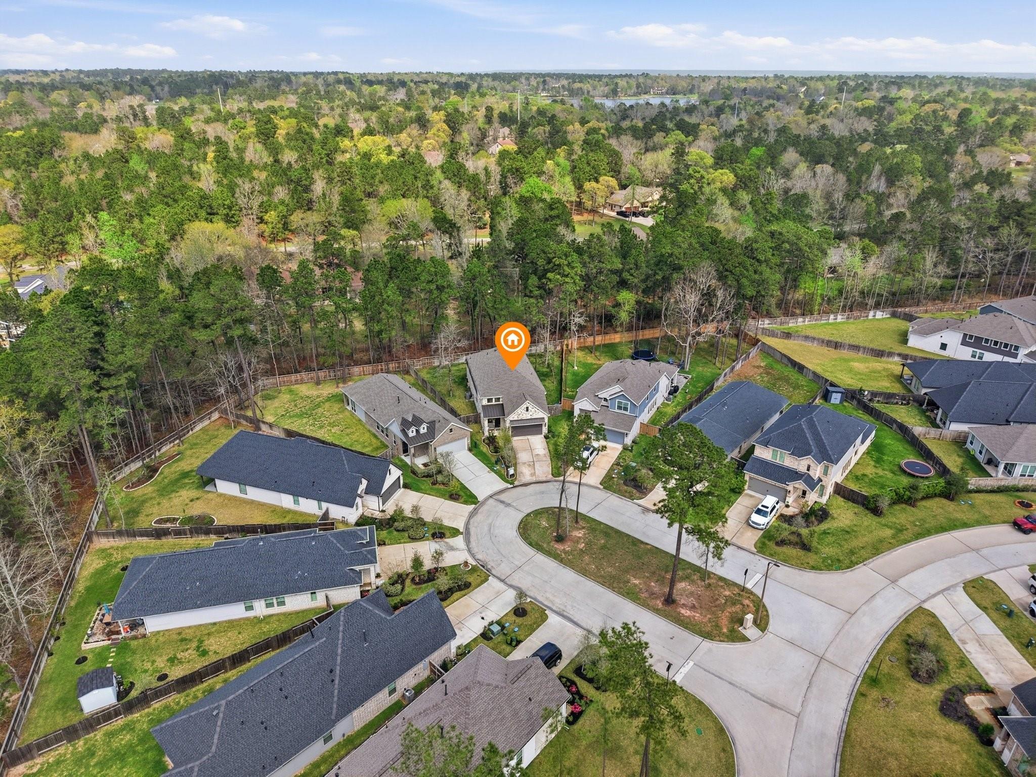 316 Mullins Court