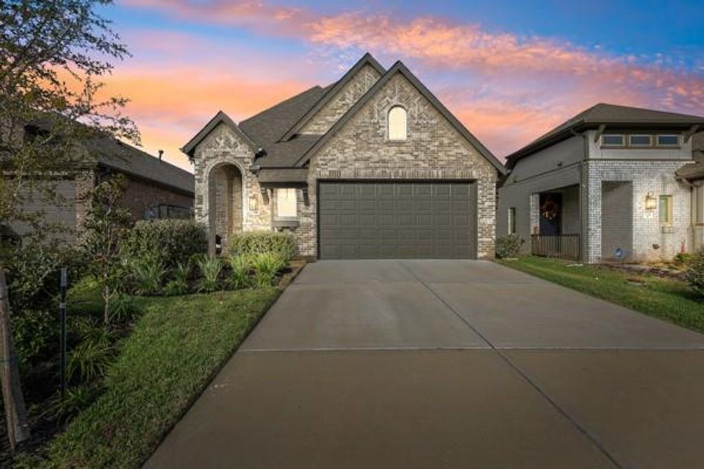 Photo of 736 Washita Falls Lane, Conroe, TX 77304 (MLS # 66820517)