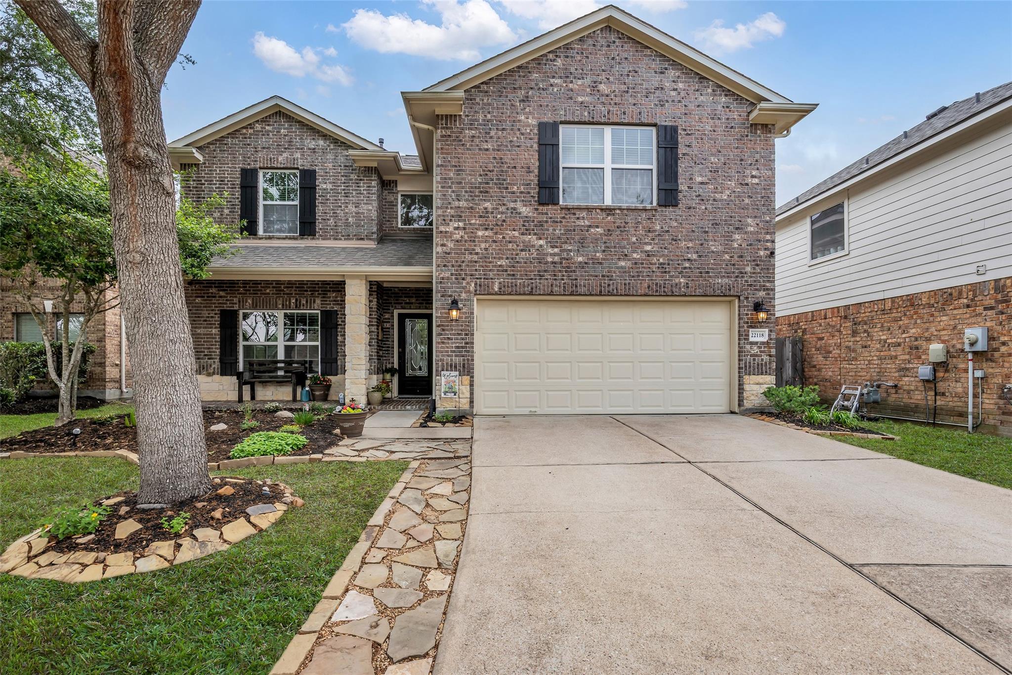 22118 Field Green Drive