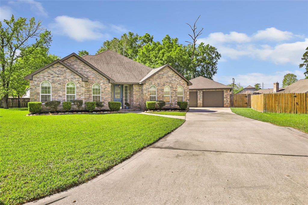 Photo of 15903 Boatswain Court, Crosby, TX 77532 (MLS # 86321175)