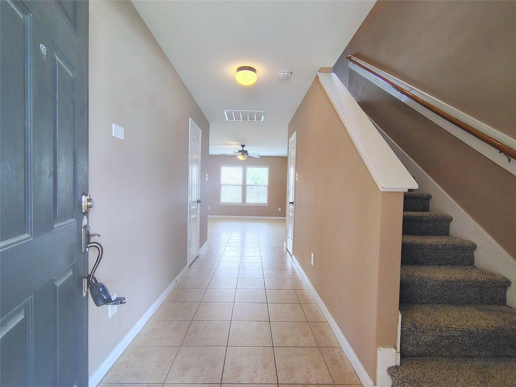 Photo of 1206 Larks Trace Lane, Houston, TX 77090 (MLS # 45068131)