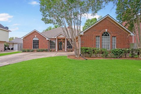 Photo of 3210 Ashfield Drive, Houston, TX 77082 (MLS # 29008982)