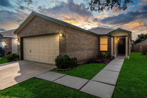 Photo of 16223 Ranchland Lane, Cypress, TX 77429 (MLS # 34346281)