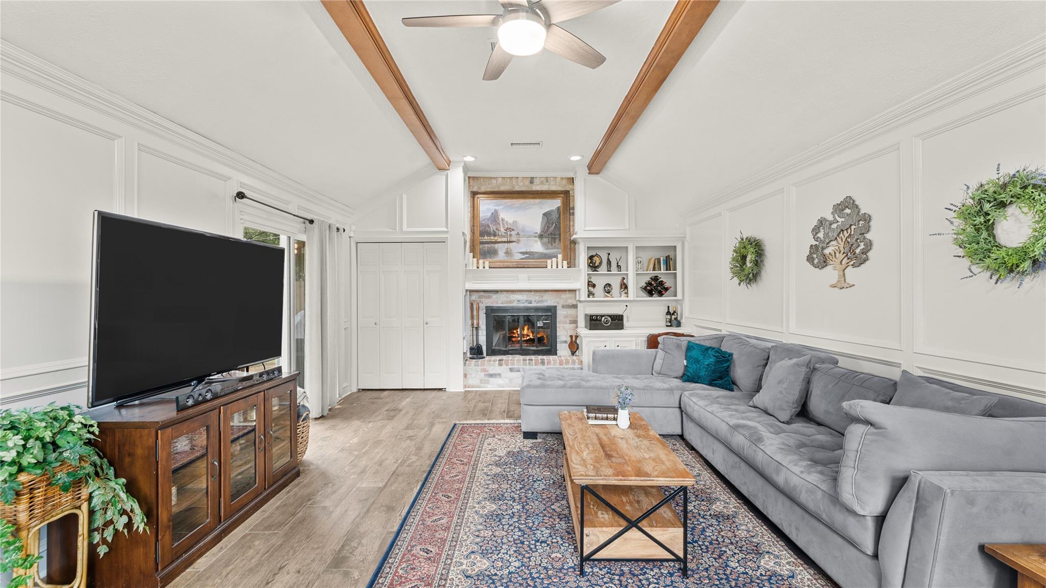 1934 Round Lake Drive