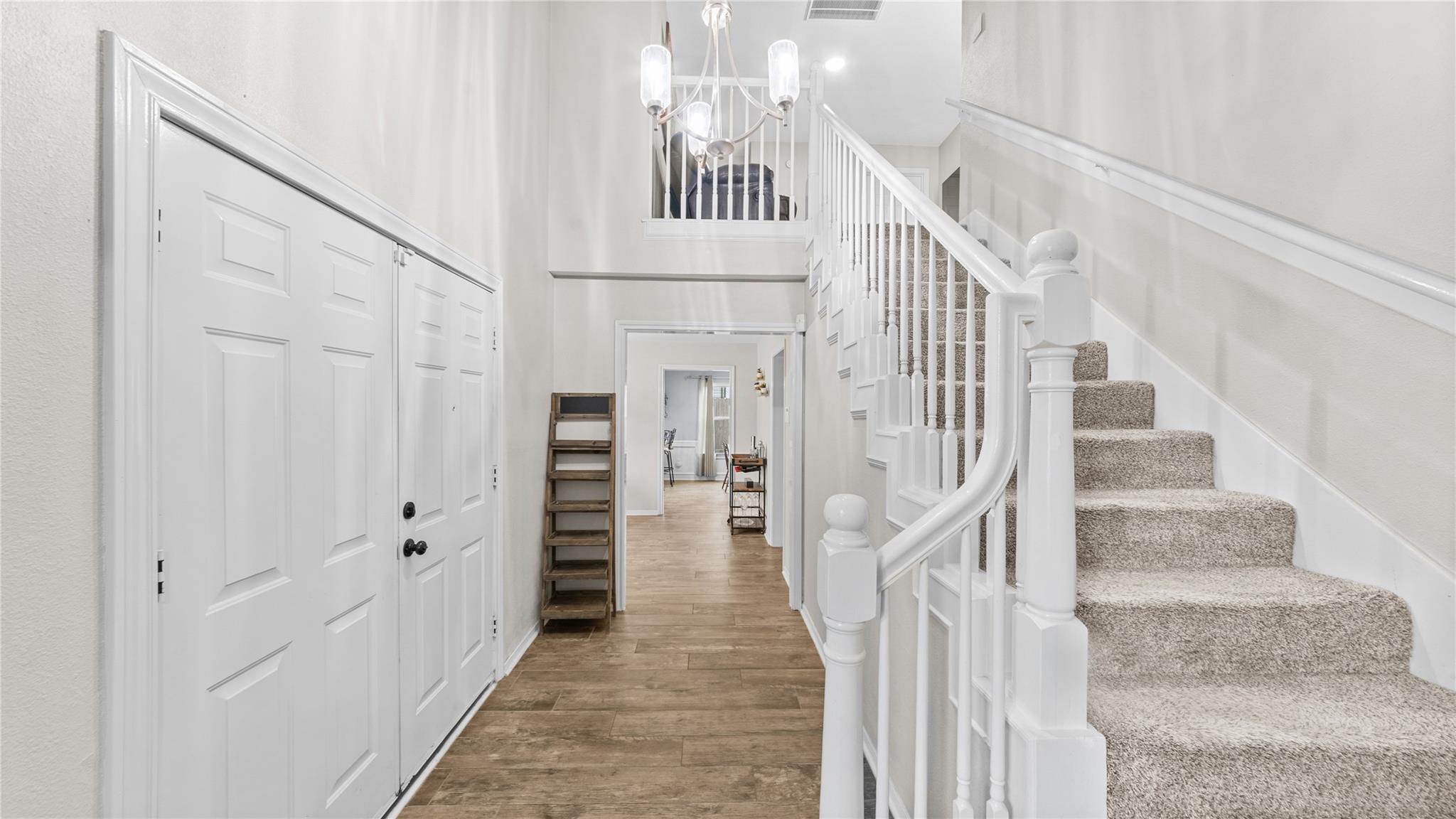 1934 Round Lake Drive