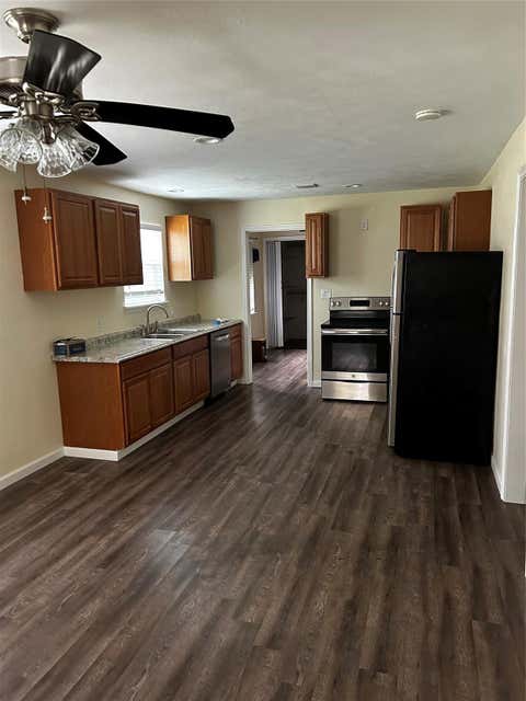 Multifamily For Rent - 17811 Bamwood Drive #2<br/> Houston, TX 77090
