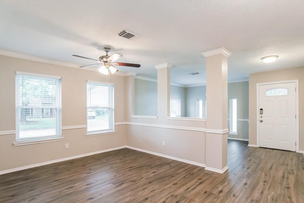 302 Dunford Court