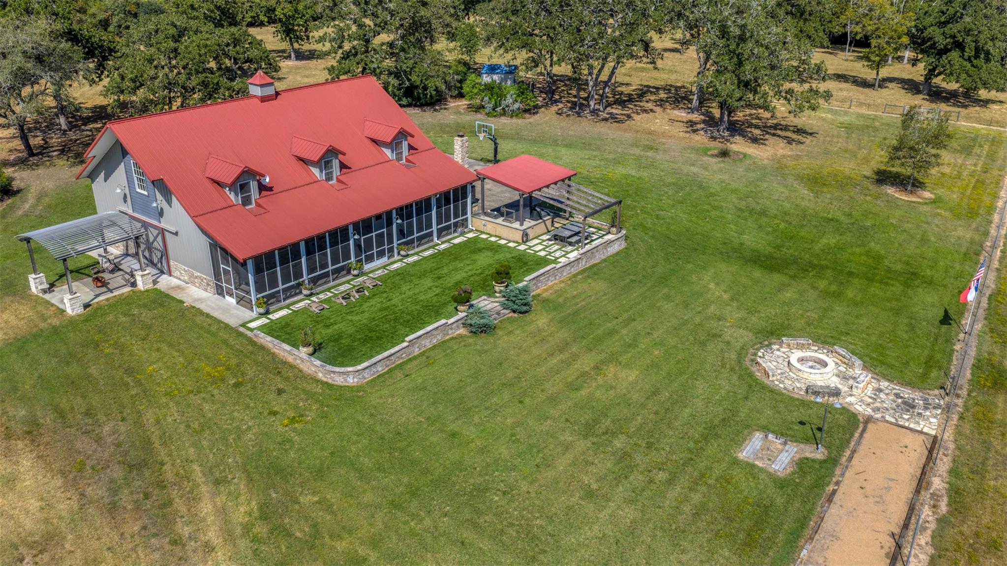 5960 Schoenau Road