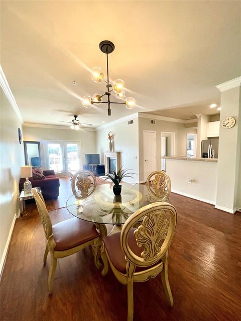Photo of 2400 Mccue Road #326, Houston, TX 77056 (MLS # 10367989)