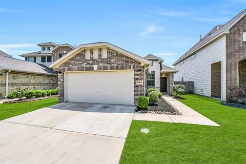 Photo of 10434 Moraine Lake Drive, Humble, TX 77396 (MLS # 32246170)