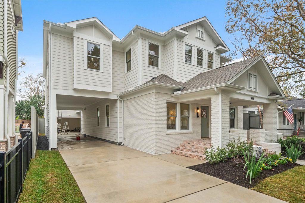 Photo of 926 Redan Street, Houston, TX 77009 (MLS # 78870771)