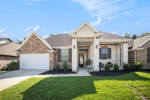 Photo of 6802 Aspen Peak Drive, Baytown, TX 77521 (MLS # 43590392) Photo of 6802 Aspen Peak Drive, Baytown, TX 77521 (MLS # 43590392)