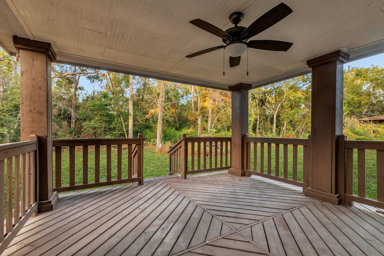 83 White Oak Drive N