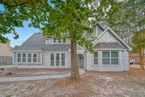 Photo of 318 Pine Manor Drive, Conroe, TX 77385 (MLS # 13195597)