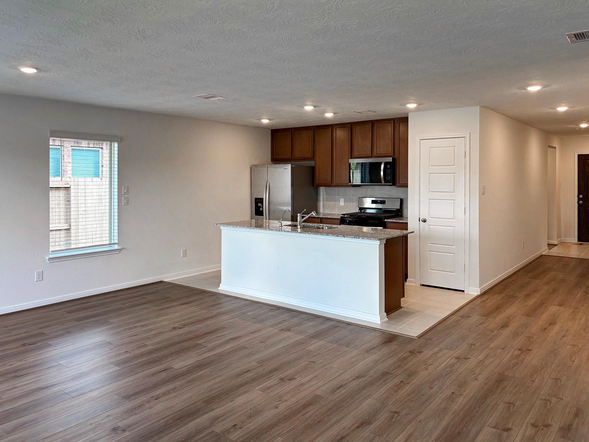 6018 Monte Thomas