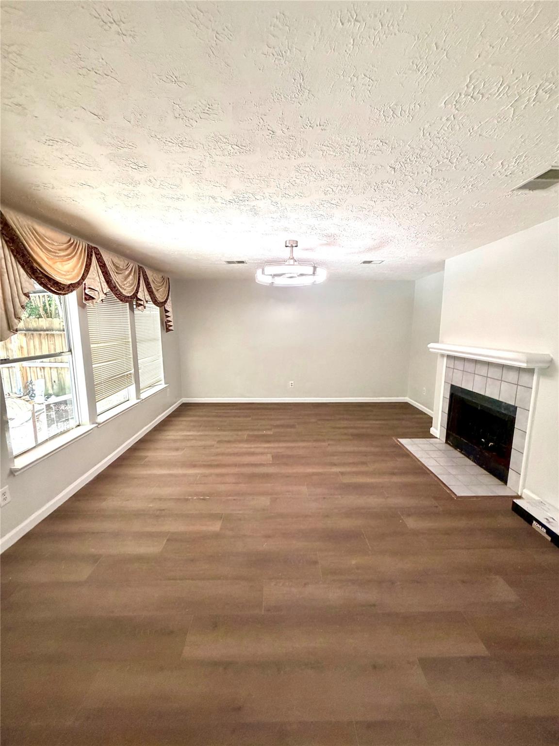 2015 Summerfield Place