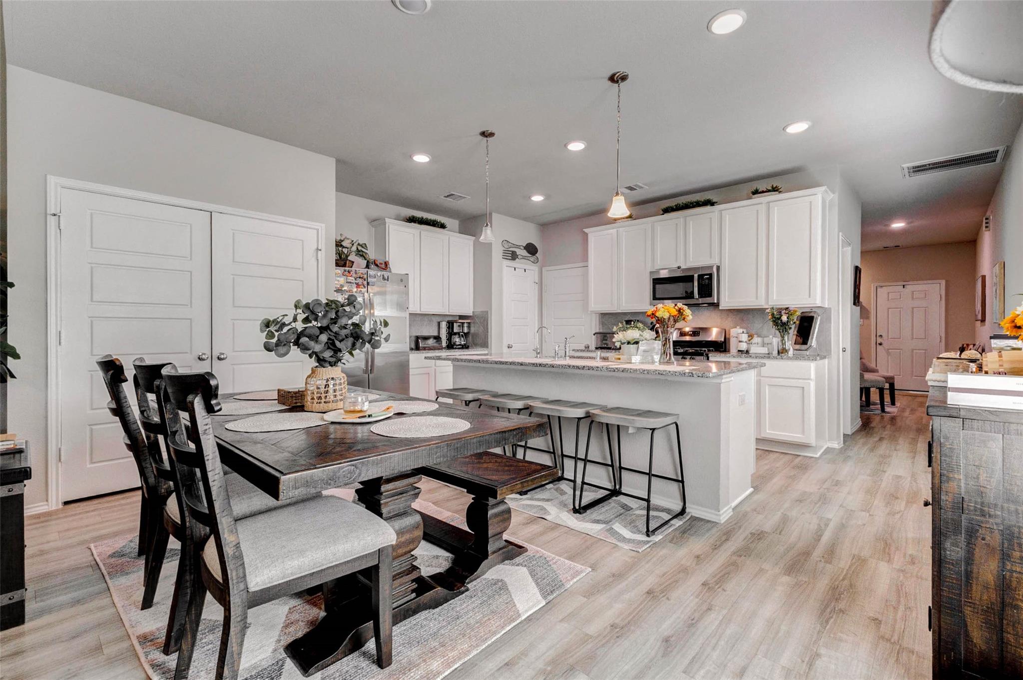 21650 Calico Bush Trail