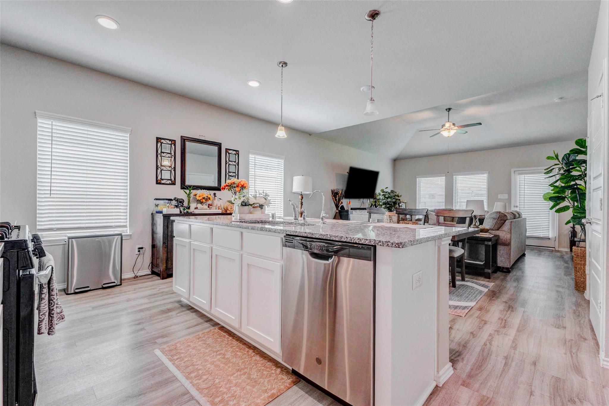 21650 Calico Bush Trail