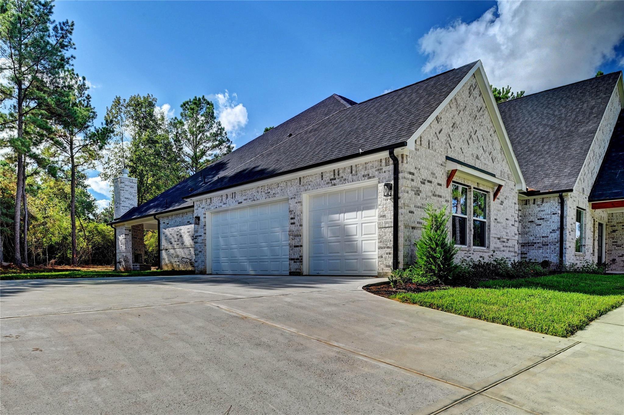 26127 E Crown Crossing Drive