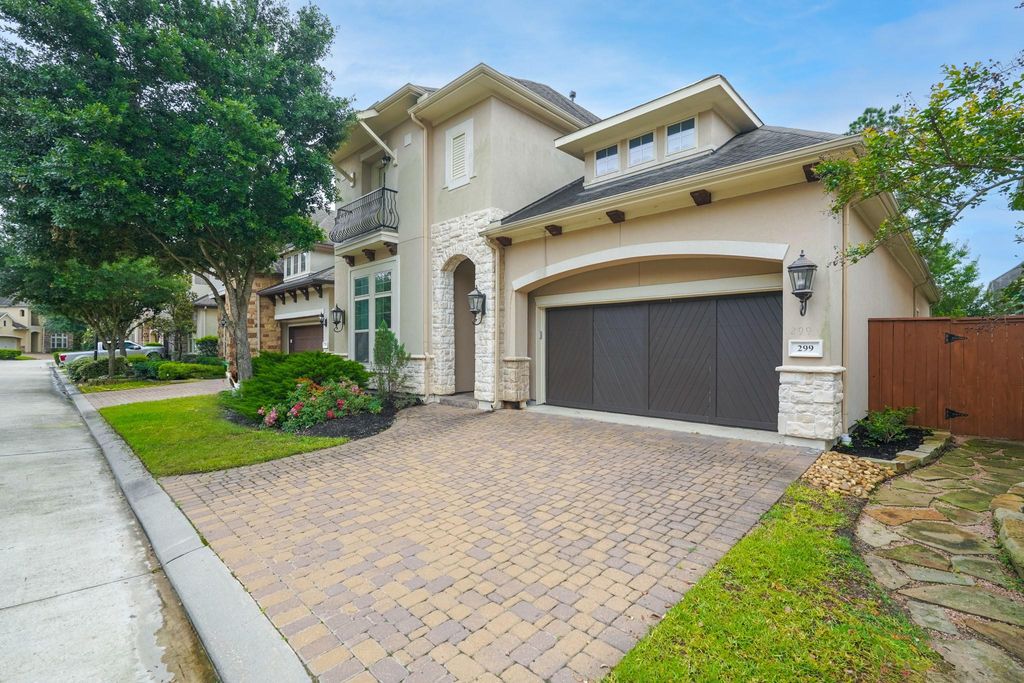 Photo of 299 Sonoma Court, Conroe, TX 77384 (MLS # 83080166)