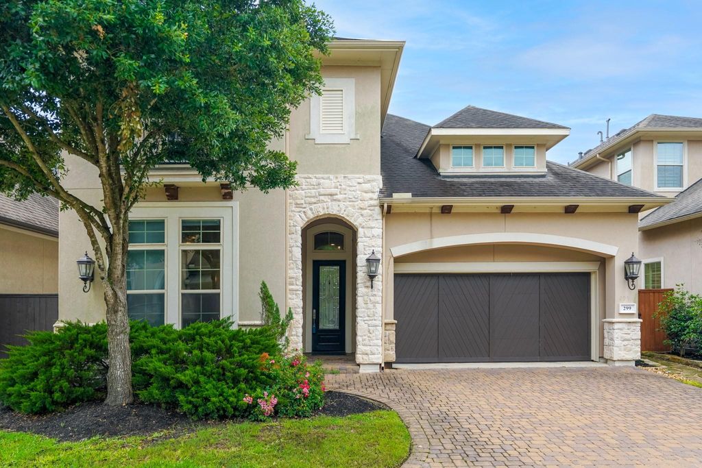 Photo of 299 Sonoma Court, Conroe, TX 77384 (MLS # 83080166)