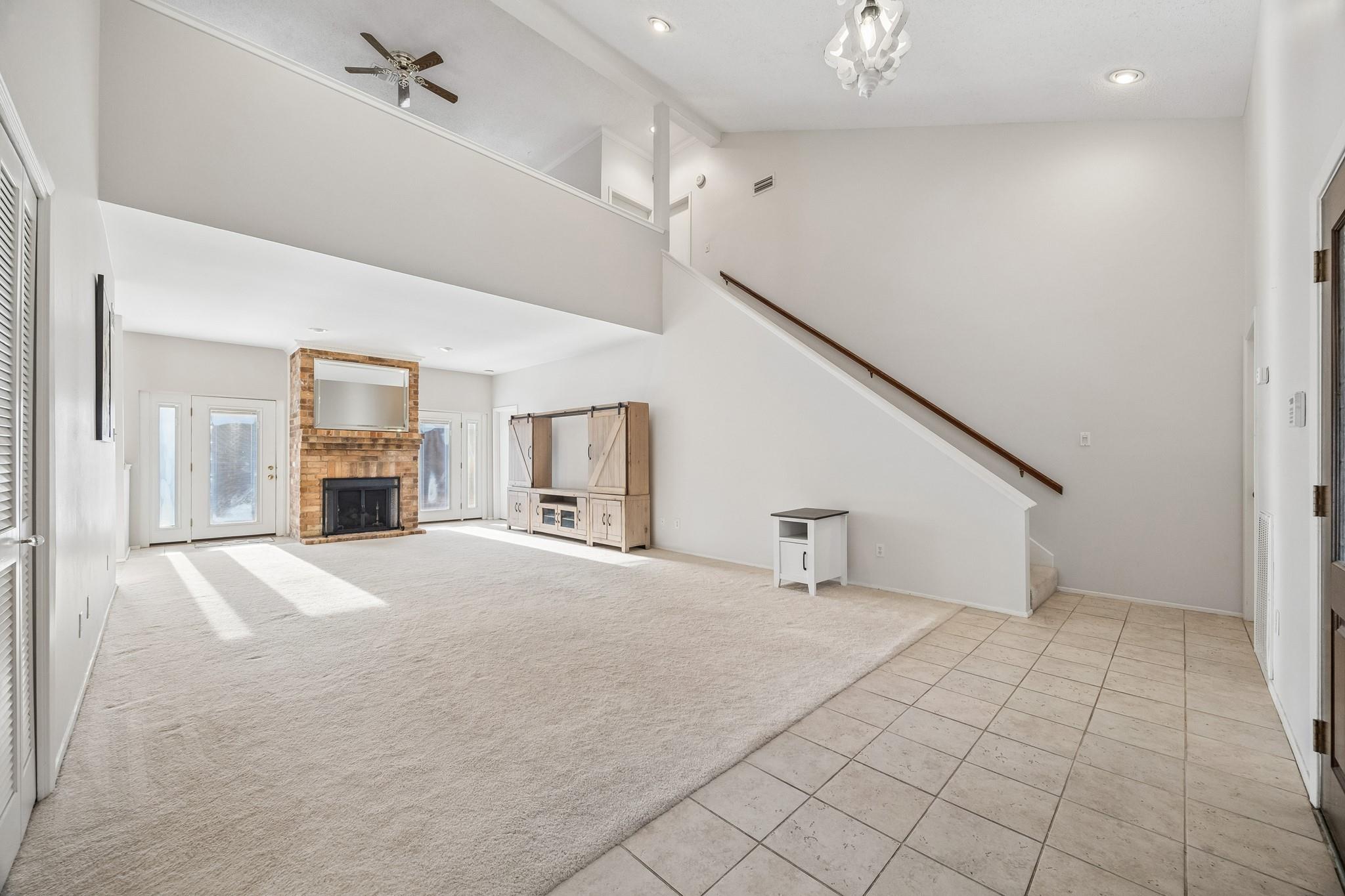 3902 Crystal Falls Drive