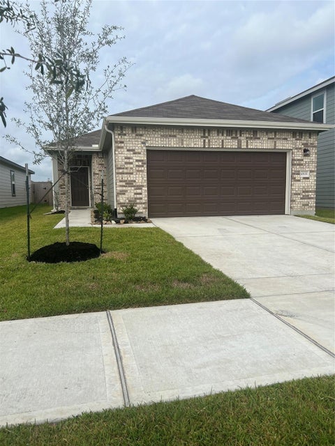 Photo of 10135 California Lily Lane Lane, Houston, TX 77016 (MLS # 22503223)